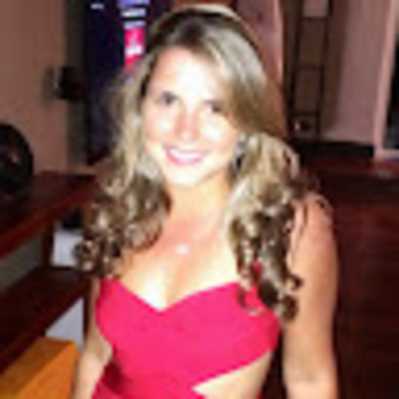 Meet your Posher, Paige - Picture 1 of 1